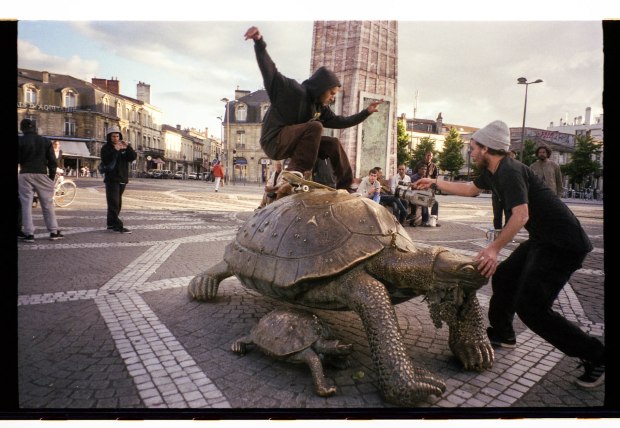 Jimmy & Zach Just Cruise - ph Charles Badi